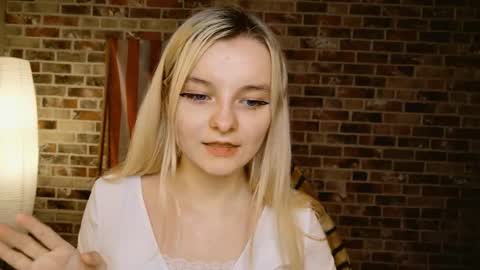 angelabunny_ online show from May 23, 9:13 am