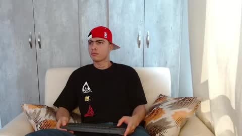 Snapshot of angelbacker22 chatting on January 25, 7:07 pm angelbacker22 online show from January 25, 7:07 pm