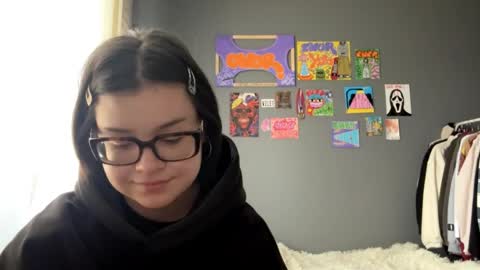 Snapshot of angelcatier chatting on April 19, 2:49 pm angelcatier online show from April 19, 2:49 pm