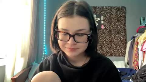 Snapshot of angelcatier chatting on June 20, 2:20 pm angelcatier online show from June 20, 2:20 pm
