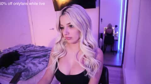 angelcookie online show from February 10, 7:45 am