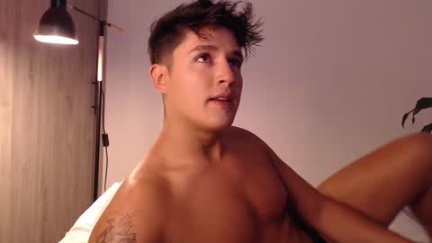 Snapshot of angelcossio chatting on December 27, 8:18 pm Angel online show from December 27, 8:18 pm