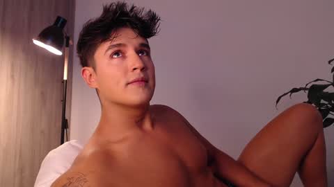 Snapshot of angelcossio chatting on December 30, 7:53 pm Angel online show from December 30, 7:53 pm