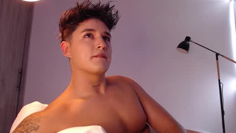 Snapshot of angelcossio chatting on September 11, 8:09 pm Angel online show from September 11, 8:09 pm