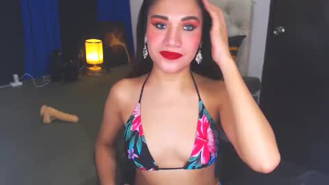 Snapshot of angelcumfallen chatting on January 9, 10:09 pm Angel online show from January 9, 10:09 pm