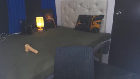 Snapshot of angelcumfallen chatting on January 13, 6:59 pm Angel online show from January 13, 6:59 pm