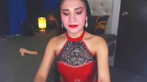 Snapshot of angelcumfallen chatting on January 14, 4:15 am Angel online show from January 14, 4:15 am