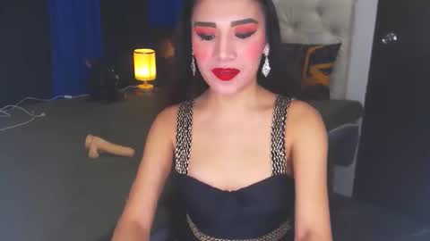 Snapshot of angelcumfallen chatting on January 14, 1:28 pm Angel online show from January 14, 1:28 pm