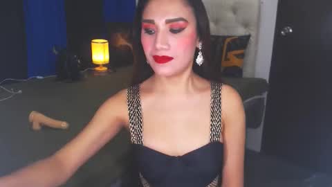 Snapshot of angelcumfallen chatting on January 14, 10:34 pm Angel online show from January 14, 10:34 pm