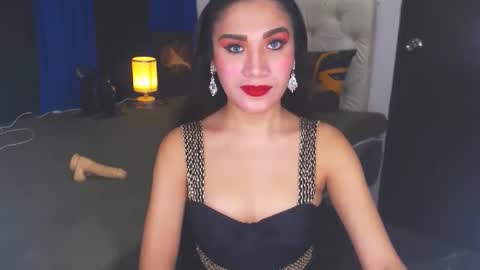 Snapshot of angelcumfallen chatting on January 15, 5:08 am Angel online show from January 15, 5:08 am