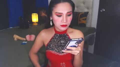 Snapshot of angelcumfallen chatting on January 19, 11:43 pm Angel online show from January 19, 11:43 pm