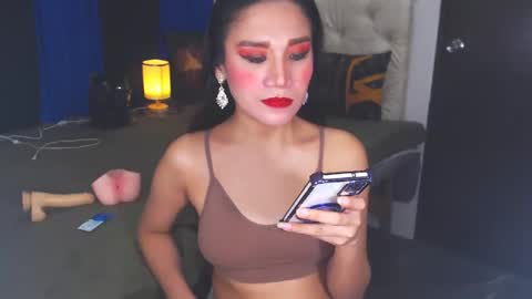 Snapshot of angelcumfallen chatting on January 23, 3:58 am Angel online show from January 23, 3:58 am