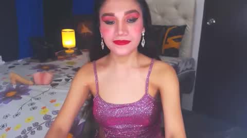 Snapshot of angelcumfallen chatting on January 27, 12:12 am Angel online show from January 27, 12:12 am