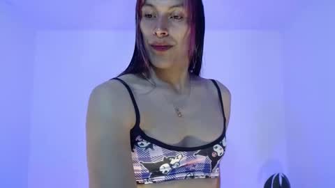 angele online show from October 8, 9:23 pm