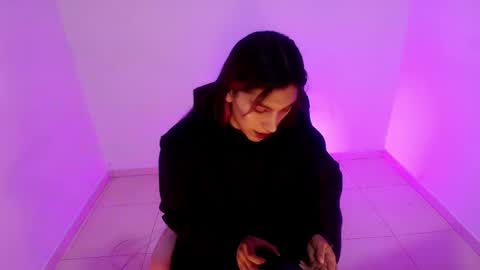 Snapshot of angele_johnson chatting on April 29, 7:20 pm angele online show from April 29, 7:20 pm