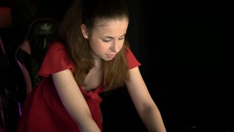 Snapshot of angeles_08 chatting on May 26, 9:16 am Angel online show from May 26, 9:16 am