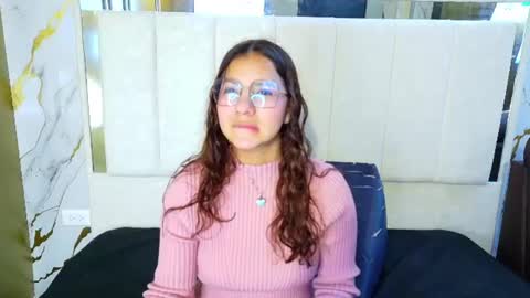 Snapshot of angeles_azul chatting on June 22, 6:49 pm angel online show from June 22, 6:49 pm