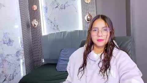 Snapshot of angeles_azul chatting on July 17, 1:18 pm angel online show from July 17, 1:18 pm
