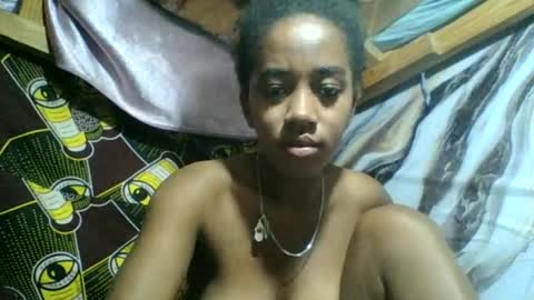 Angelettee online show from June 14, 4:03 am