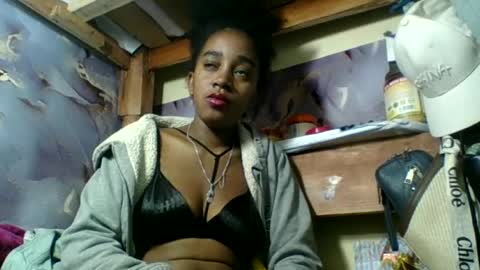 Angelettee online show from July 1, 7:32 am