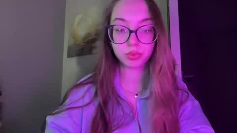 Snapshot of angelfox0202 chatting on March 1, 5:15 pm ANGEL online show from March 1, 5:15 pm