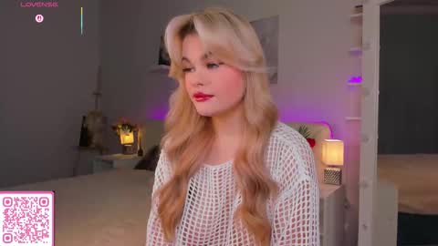 Emma online show from January 19, 1:09 am