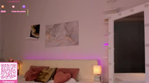 Emma online show from March 10, 1:21 am