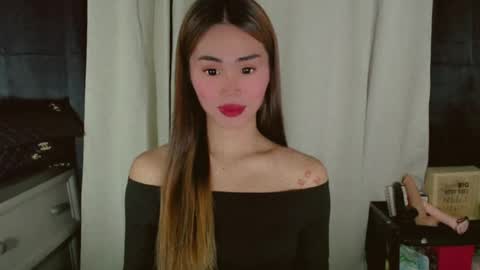 Snapshot of angelic_sex chatting on June 21, 7:49 pm Angelica online show from June 21, 7:49 pm