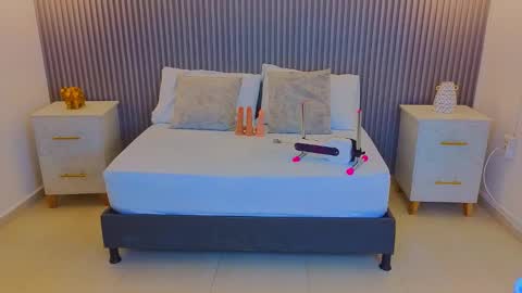 A N G E L I C A online show from February 26, 7:35 pm