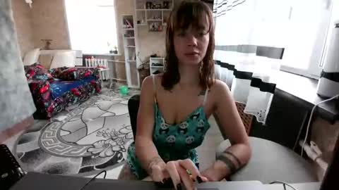Snapshot of angelicalaursx chatting on October 15, 3:39 am AngelicaLaursX online show from October 15, 3:39 am
