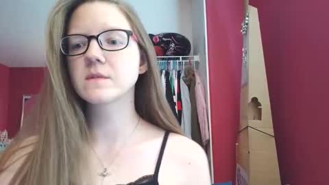Snapshot of angelicangel3 chatting on May 20, 7:53 pm AngelicAngel online show from May 20, 7:53 pm