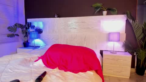 angelina_hilton online show from May 26, 1:29 pm