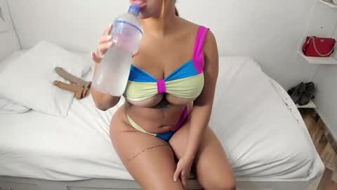 angeline online show from November 27, 6:54 pm