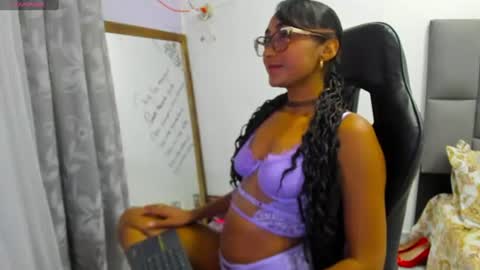 Snapshot of angelinamurphy chatting on June 25, 3:17 am AngelinaMurphy online show from June 25, 3:17 am