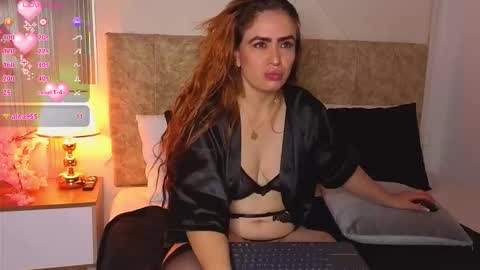 angelinarouse_ online show from February 8, 4:32 pm