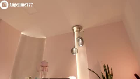 Snapshot of angeline777 chatting on March 3, 11:05 am Angeline online show from March 3, 11:05 am