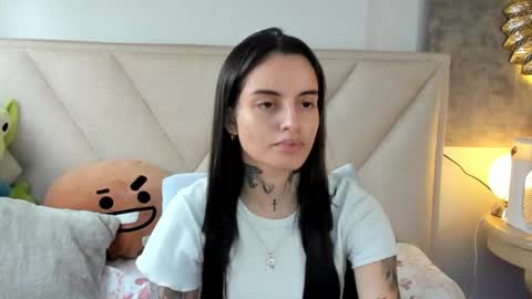 Angeline Smith  online show from January 8, 10:12 pm