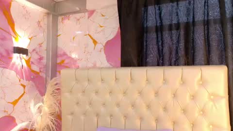 Snapshot of angeline_scot chatting on May 4, 12:45 pm angeline_scot online show from May 4, 12:45 pm