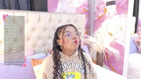 Snapshot of angeline_scot chatting on May 21, 12:01 pm angeline_scot online show from May 21, 12:01 pm