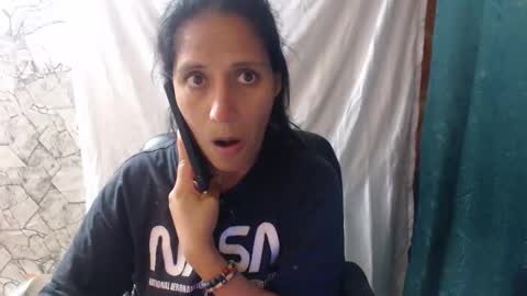 angela online show from November 17, 11:54 pm