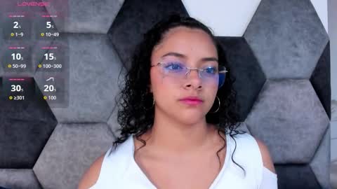 A F R O D I T A online show from November 11, 11:43 am