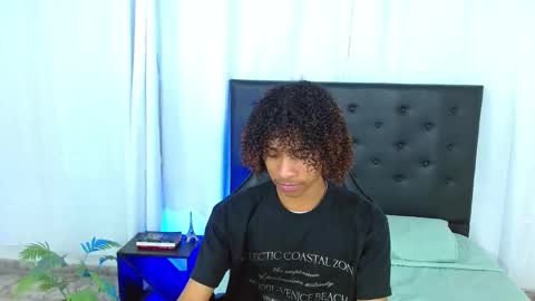 Snapshot of angell18_ chatting on February 22, 2:04 pm Angel online show from February 22, 2:04 pm