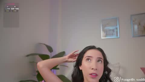 Snapshot of angells_smith chatting on April 27, 12:47 pm online show from April 27, 12:47 pm