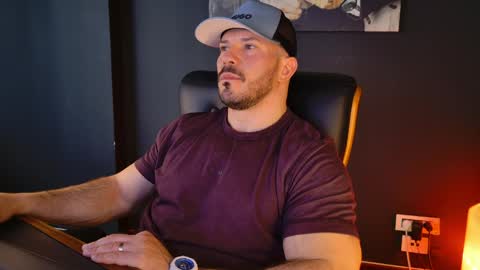 BlackWolf online show from April 4, 10:57 am