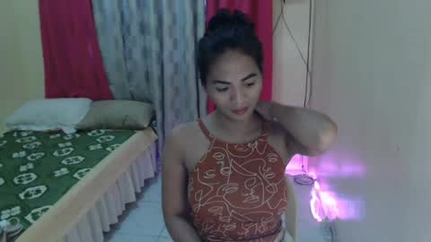 Snapshot of angelofcumx chatting on June 12, 2:21 am sabina online show from June 12, 2:21 am