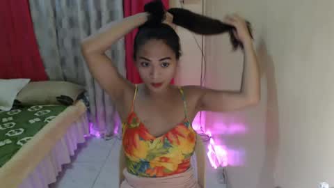 Snapshot of angelofcumx chatting on June 14, 1:36 am sabina online show from June 14, 1:36 am