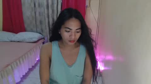 Snapshot of angelofcumx chatting on July 2, 1:38 am sabina online show from July 2, 1:38 am