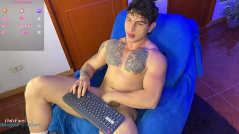 Snapshot of angeloferro1 chatting on January 5, 5:41 am Angelo Ferro online show from January 5, 5:41 am