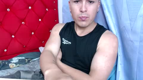 angels_0001 online show from December 11, 6:14 am