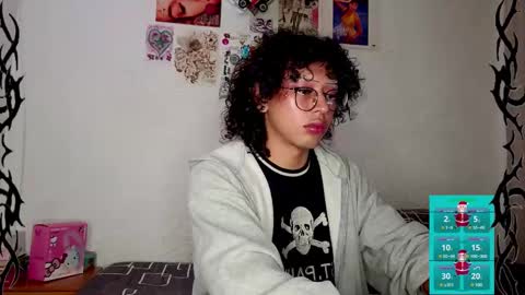 Snapshot of angelsdustxxx chatting on December 31, 10:58 am online show from December 31, 10:58 am